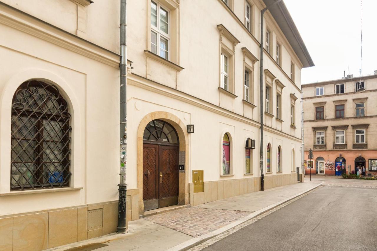 Fall In Love Krakow Exterior photo